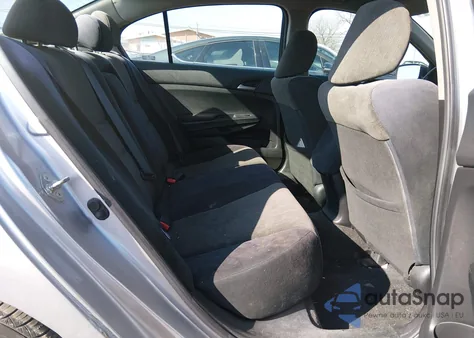 2009 Honda Accord 2.4 Lx z USA, uszkodzony, nr VIN 1HGCP26369A072044